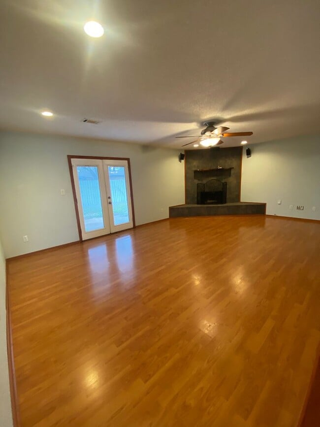 9313 S Houston St in Fort Smith, AR - Building Photo - Building Photo