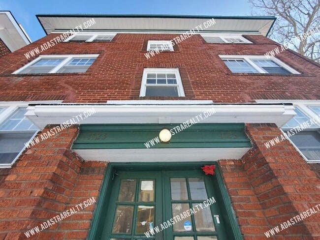 1125 W 40th St in Kansas City, MO - Foto de edificio - Building Photo