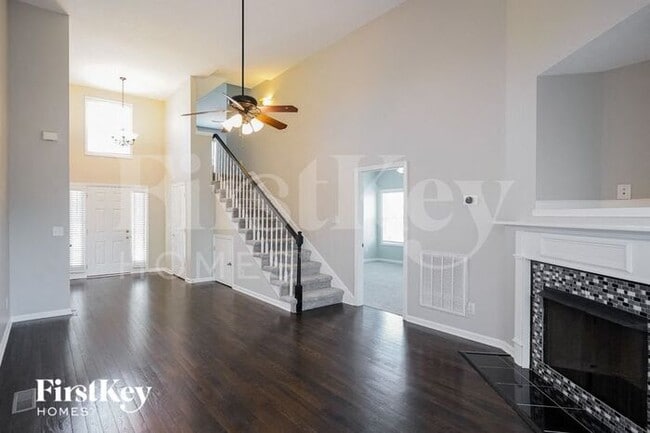 1237 Fossil Dr in Clarksville, TN - Building Photo - Building Photo