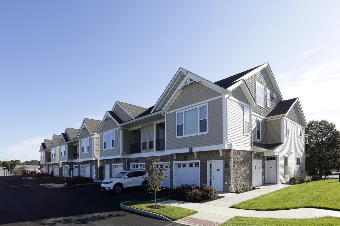 Woodmont Valley at Lower Macungie in Macungie, PA - Building Photo