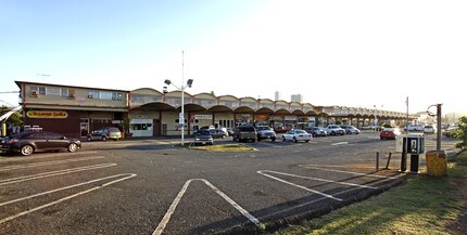 98-020 Kamehameha Hwy in Aiea, HI - Foto de edificio - Building Photo