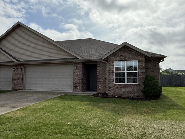 property at 213 Foxglove St