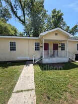 1415 Richards St in Savannah, GA - Building Photo