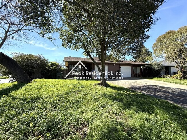 10119 Crawford Way in Sacramento, CA - Building Photo - Building Photo