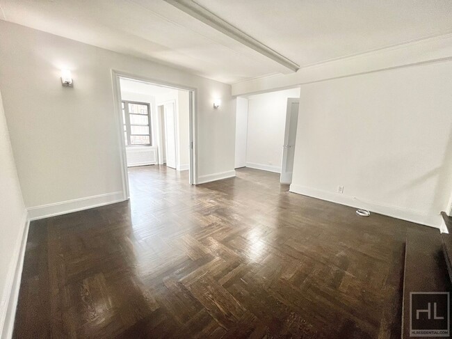 EAST 38 STREET, Unit 11D in New York, NY - Foto de edificio - Building Photo