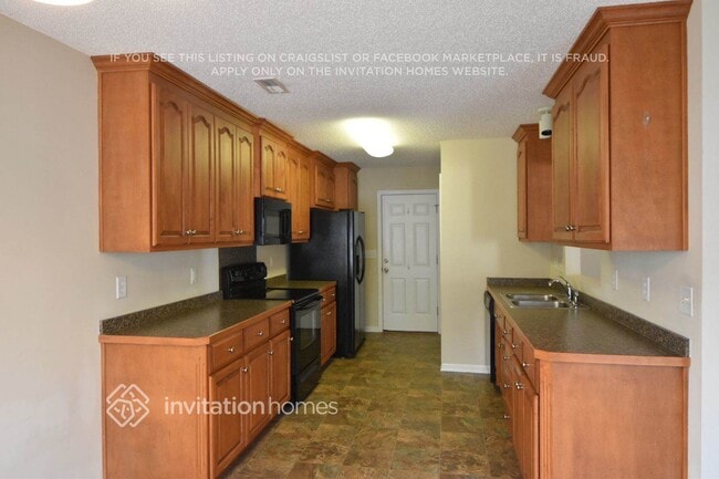 3040 Hereford Ln in Dallas, NC - Building Photo - Building Photo
