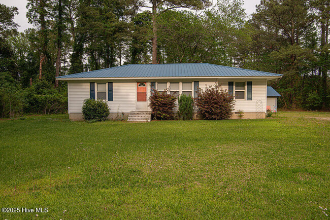 property at 1280 Old Maplehurst Rd