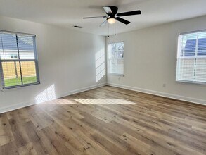 119 Otis St in Jackson, TN - Foto de edificio - Building Photo