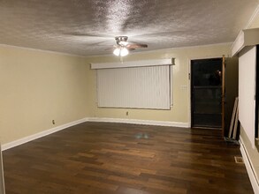 103 Jones Pl in Warner Robins, GA - Building Photo - Building Photo