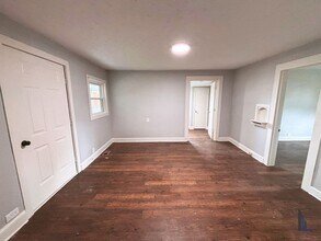 123 White Oak Rd in Greenville, SC - Building Photo - Building Photo