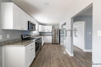 965 W Ocean View Ave in Norfolk, VA - Building Photo - Building Photo