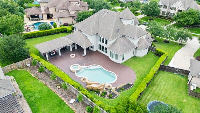 property at 2316 Durango Bend Ln