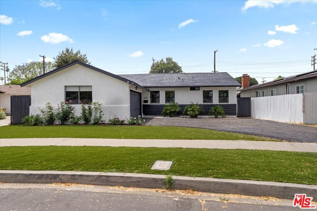 7241 Donna Ave in Los Angeles, CA - Building Photo