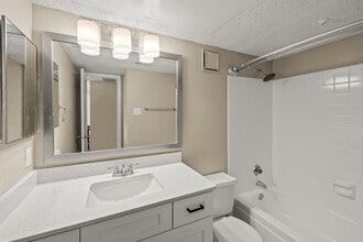 Sagamore Apartment Homes in Benbrook, TX - Building Photo - Interior Photo