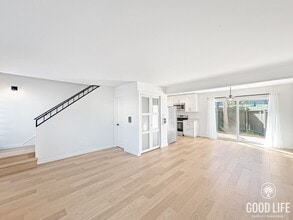 839 Valley Ave in Solana Beach, CA - Building Photo - Building Photo