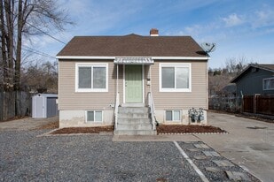 701 E 200 N in Logan, UT - Building Photo