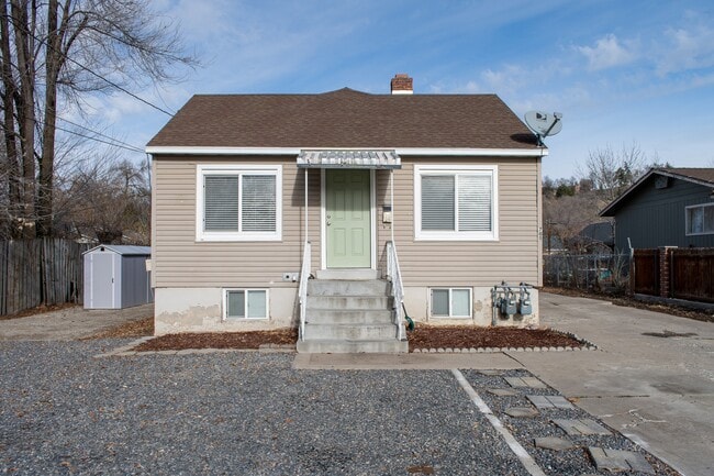 property at 701 E 200 N