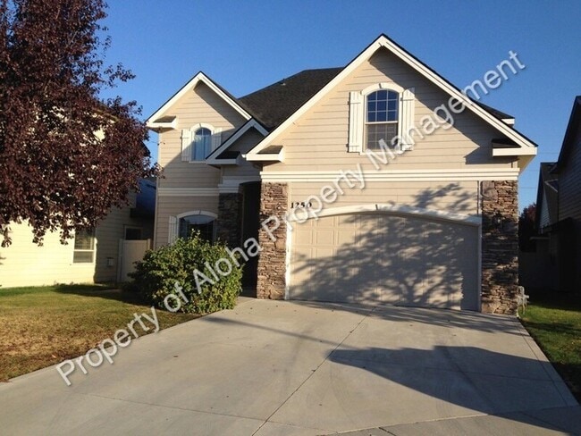 property at 1250 W Cobblefield Ct