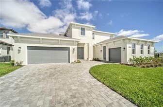 31808 Tortuga Shr Lp in Wesley Chapel, FL - Building Photo - Building Photo