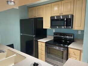 108 Alameda Ct in Tampa, FL - Building Photo - Building Photo