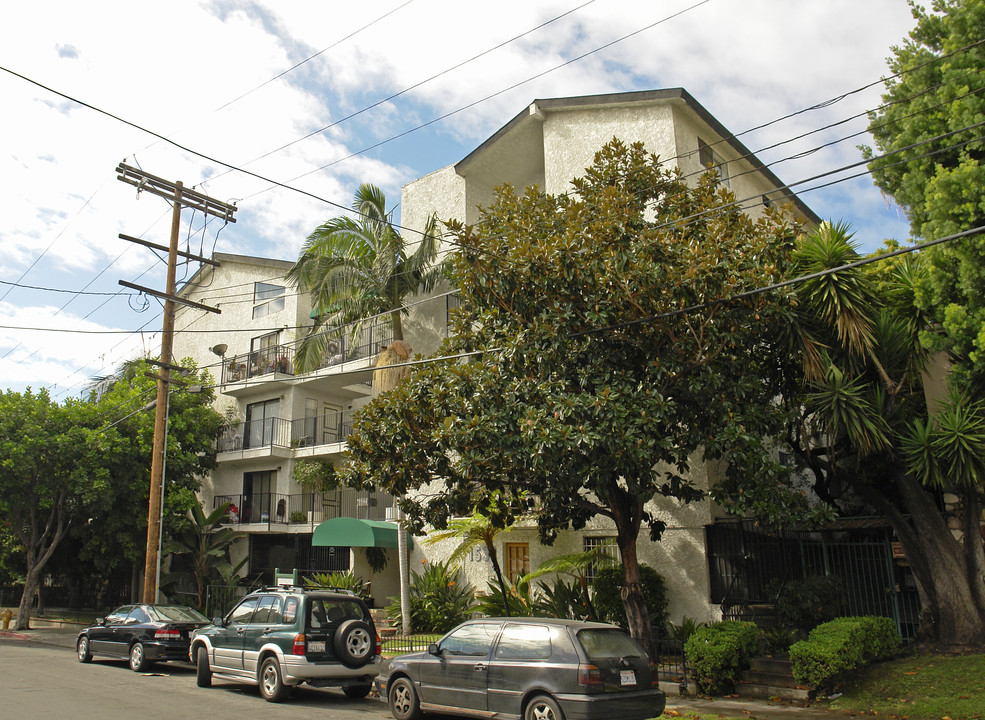 Detroit Palms in Los Angeles, CA - Foto de edificio