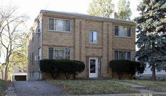 3147 Auten Ave Apartments