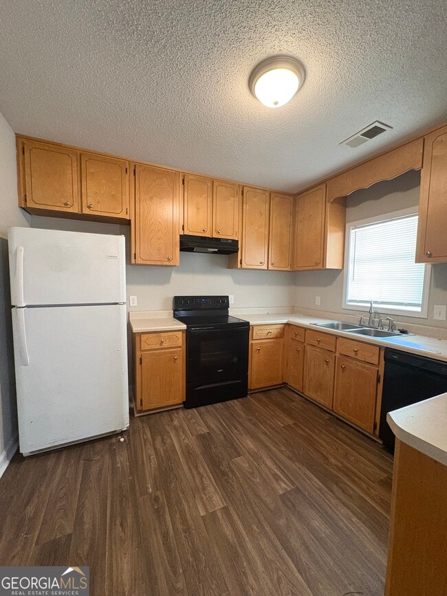 property at 1937 Karen Cir