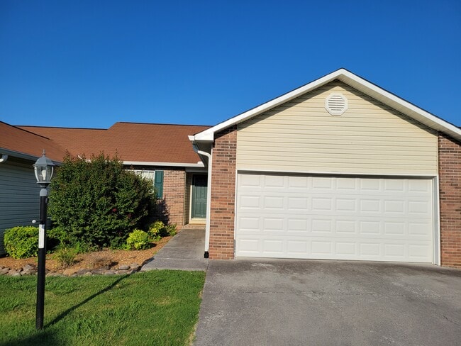 property at 109 Golf Club Ln
