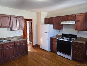 39 Starview Ave in Waterbury, CT - Building Photo - Building Photo
