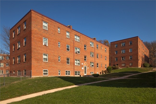 Northwood Gardens in Washington, DC - Foto de edificio - Building Photo