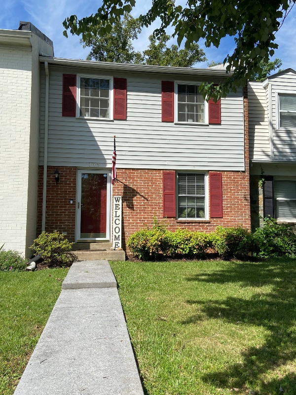 property at 305 Rock Spring Dr SW