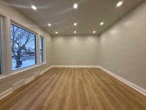 2126 Arthur St E in Thunder Bay, ON - Building Photo - Building Photo