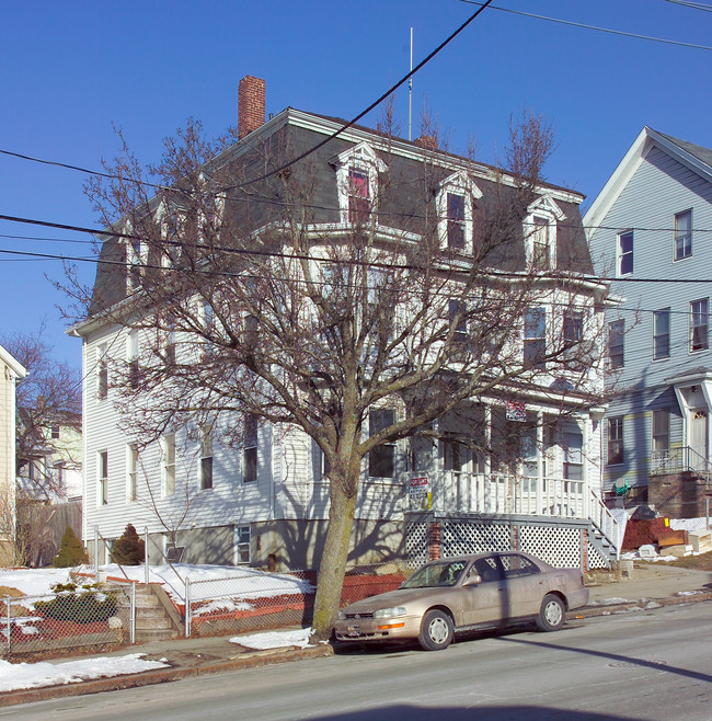 934 Middle St in Fall River, MA - Building Photo - Building Photo