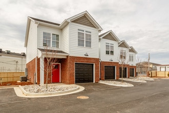 Fairview Gables in Bowling Green, KY - Foto de edificio - Building Photo