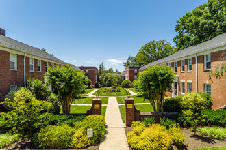 Ballston Court in Arlington, VA - Building Photo - Building Photo