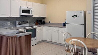 8848 Grand Palms Cir in Kissimmee, FL - Building Photo - Building Photo