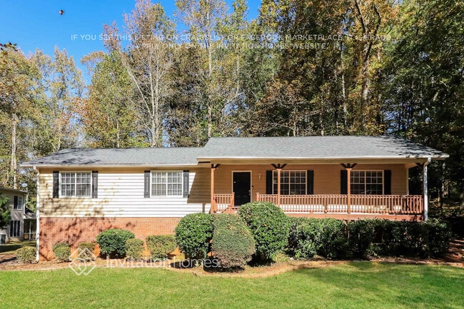 property at 3345 Holliglen Dr
