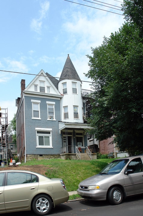 354 S Aiken Ave in Pittsburgh, PA - Building Photo