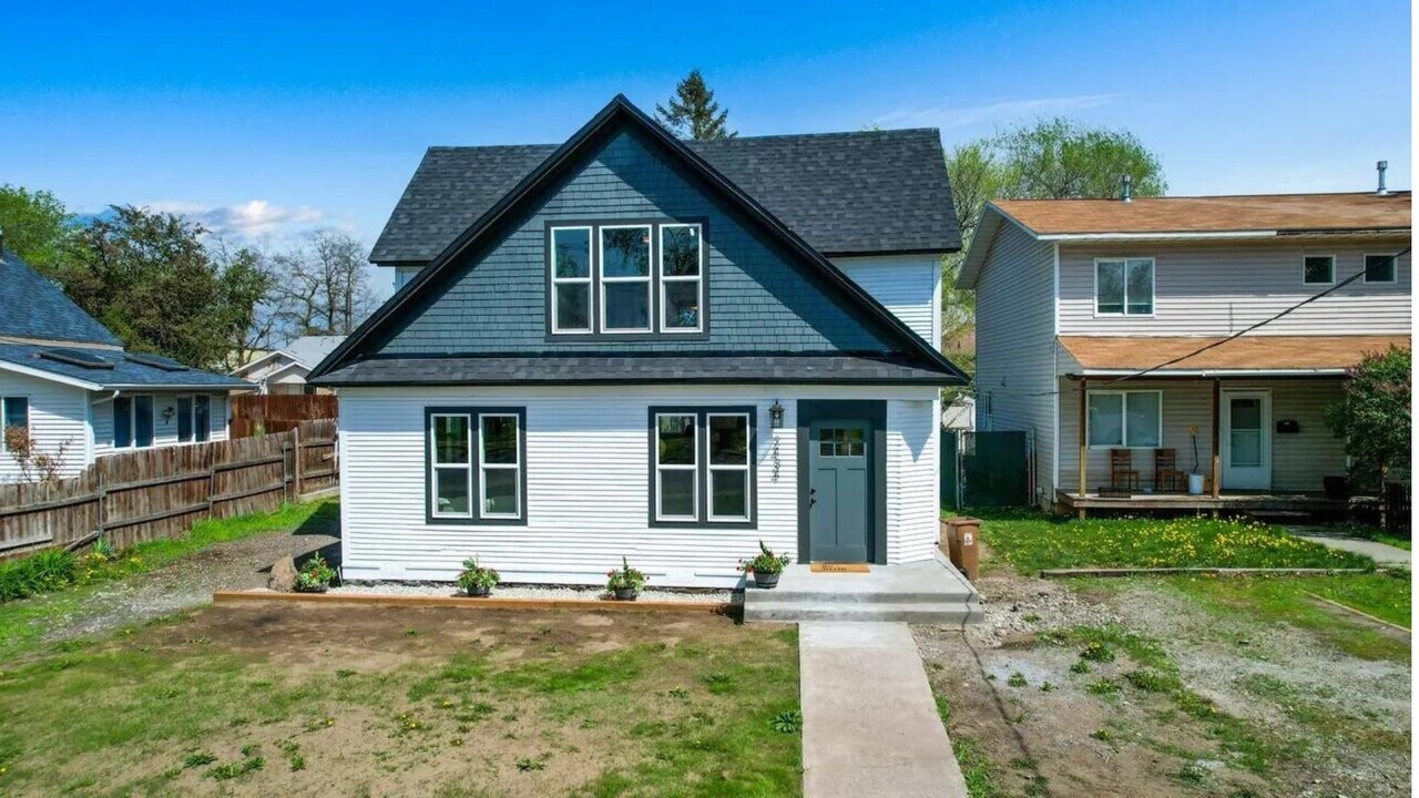 2434 N Wiscomb St in Spokane, WA - Building Photo