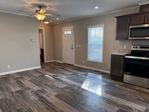 10610 State Rte 762 in Lockbourne, OH - Building Photo - Building Photo