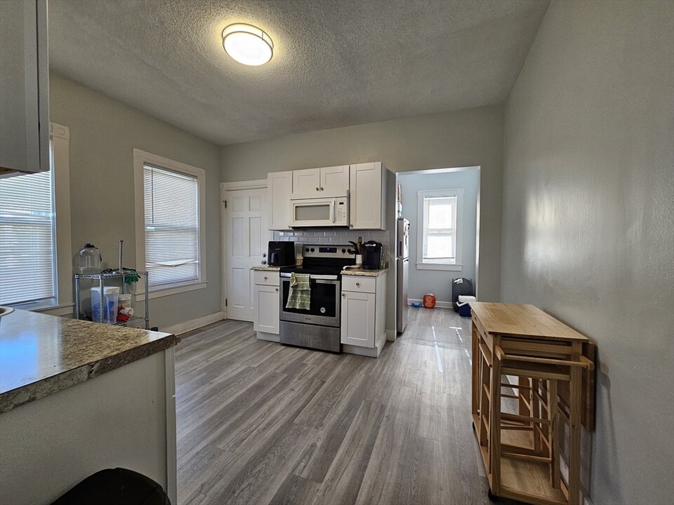 4 Richfield St in Boston, MA - Building Photo