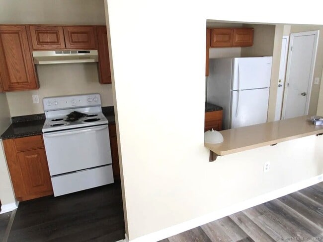 197 Collins St in Hartford, CT - Building Photo - Building Photo