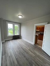 4694 PA-981, Unit Apartment #1 in Latrobe, PA - Building Photo - Building Photo