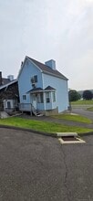 106 Wakelee Rd in Waterbury, CT - Building Photo - Building Photo