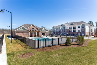 The Bridges Of Cabarrus in Kannapolis, NC - Building Photo - Building Photo