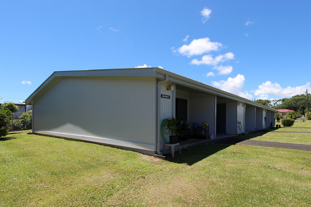 1370 Ululani St in Hilo, HI - Foto de edificio