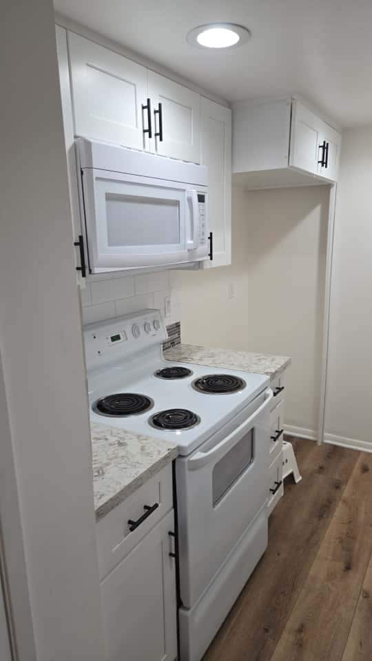 6002 Nelda St in Simi Valley, CA - Building Photo - Building Photo