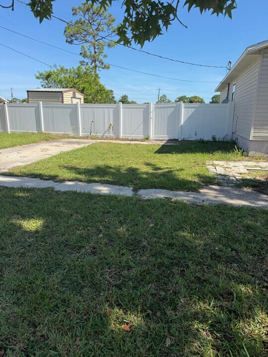4570 Fay Blvd in Cocoa, FL - Building Photo