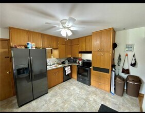 1510 Del Matro Ct in Windsor Heights, IA - Building Photo - Building Photo