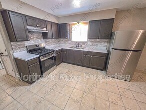 810 Elm St in Anthony, TX - Building Photo - Building Photo